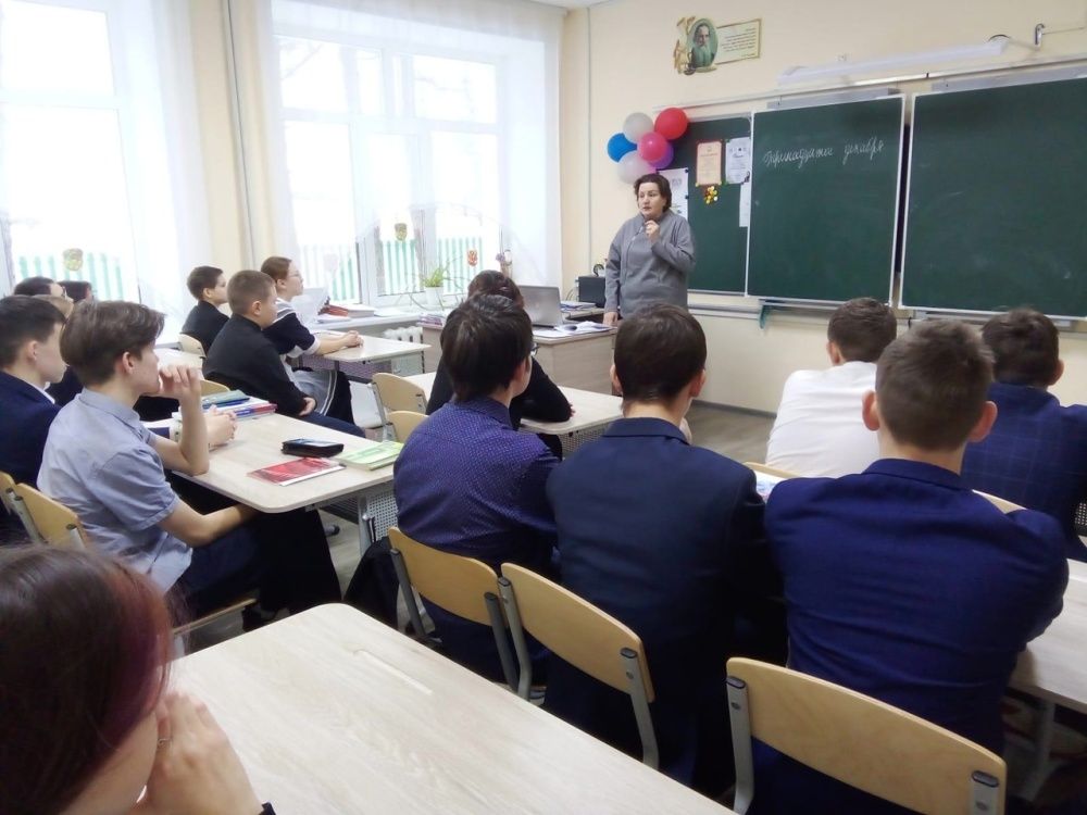 Лекция по профилактике курения среди подростков в школе села Баженово