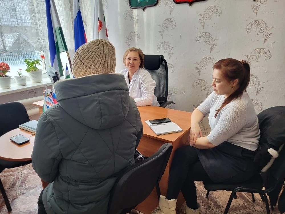 Выездной единый день семейных консультаций прошёл в Калинниках