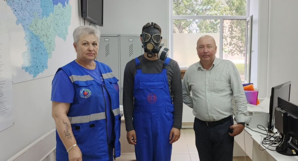 Внеплановый инструктаж по использованию противогазов прошел в отделении скорой медицинской помощи